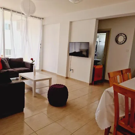 Apartment Sea View One Bed With Pool In B7 Peyia