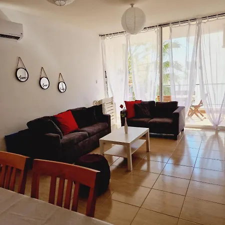 Sea View One Bed With Pool In B7 Peyia