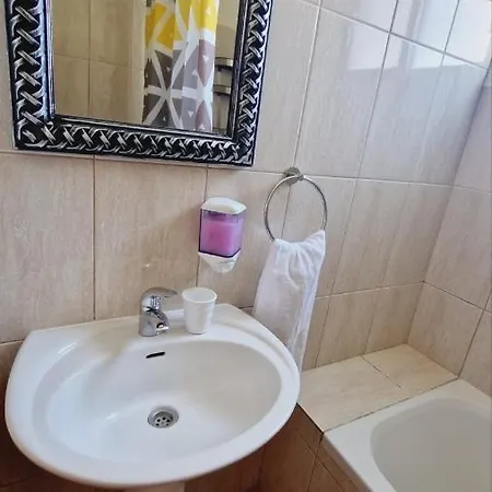 Sea View One Bed With Pool In B7 Apartment
