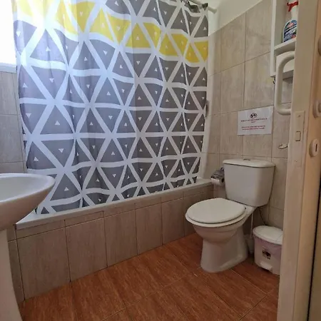 Sea View One Bed With Pool In B7 *